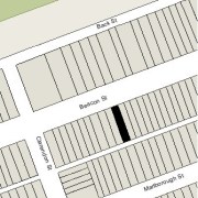 Lot 21' x 112' (2,352 sf)