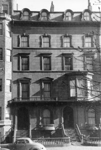 127-129 Beacon (ca. 1942), photograph by Bainbridge Bunting, courtesy of The Gleason Partnership