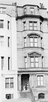 Portion of 234 Beacon (ca. 1942), on left, showing remodeling, with 232 Beacon to the right (copyright private collection)