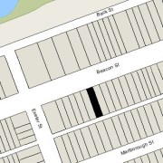 Lot 24' x 112' (2,688 sf)