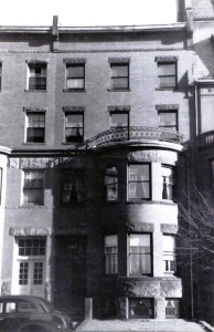 285 Beacon (ca. 1942), photograph by Bainbridge Bunting, courtesy of the Boston Athenaeum
