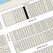 Lot 18' x 150' (2,700 sf)