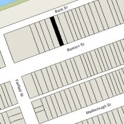 Lot 18' x 150' (2,700 sf)