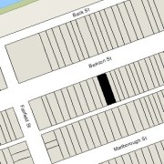 Lot 33' x 112' (3.696 sf)