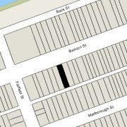 Lot 24.8' x 112' (2,777 sf)