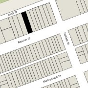 Lot 33.33' x 150' (5,000 sf)