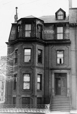 351 Beacon (ca. 1942), photograph by Bainbridge Bunting, courtesy of The Gleason Partnership