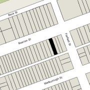 Lot 20' x 112' (2,240 sf)