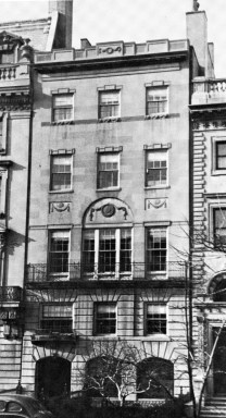 422 Beacon (ca. 1942), photograph by Bainbridge Bunting, courtesy of the Boston Athenaeum