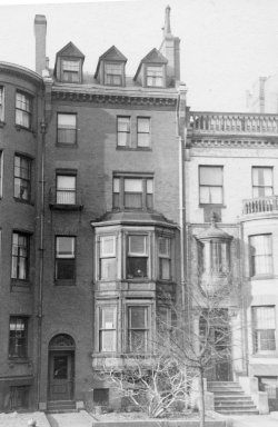 462 Beacon (ca. 1942), photograph by Bainbridge Bunting, courtesy of The Gleason Partnership