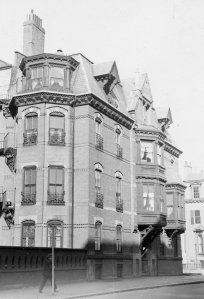 270 Clarendon (ca. 1942), photograph by Bainbridge Bunting, courtesy of The Gleason Partnership