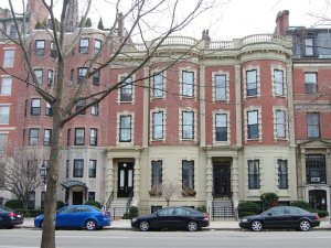 56-60 Commonwealth (2013)