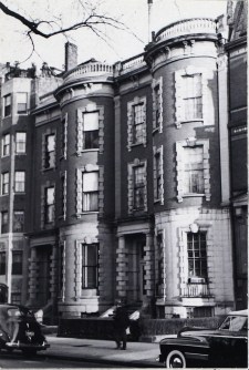 58-60 Commonwealth (ca. 1942), photograph by Bainbridge Bunting, courtesy of the Boston Athenaeum