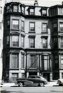 111 Commonwealth (ca. 1942), photograph by Bainbridge Bunting, courtesy of the Boston Athenaeum