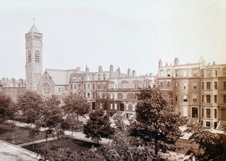 Commonwealth Avenue looking southeast toward Clarendon, photograph taken in June 1884 from 129 Commonwealth; Manning family album, courtesy of Historic New England