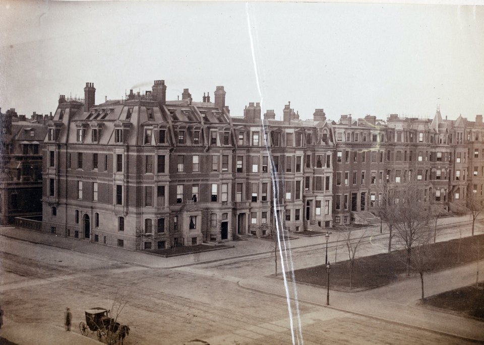 Looking northeast from the corner of Commonwealth and Dartmouth, taken from the Hotel Vendome in December 1883; Manning family album, courtesy of Historic New England
