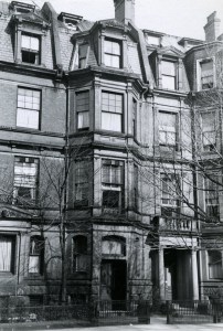 151 Commonwealth (ca. 1942), photograph by Bainbridge Bunting, courtesy of the Boston Athenaeum