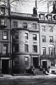 175 Commonwealth (ca. 1942), photograph by Bainbridge Bunting, courtesy of the Boston Athenaeum
