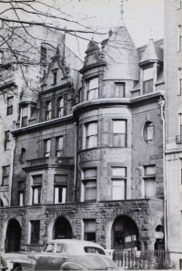 176-178 Commonwealth (ca. 1942), photograph by Bainbridge Bunting, courtesy of the Boston Athenaeum