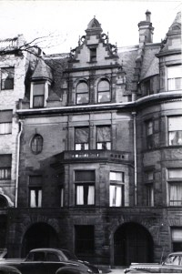 176 Commonwealth (ca. 1942), photograph by Bainbridge Bunting, courtesy of the Boston Athenaeum