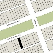 Lot 24' x 124.5' (2,988 sf)