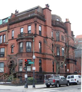 282 Commonwealth (2013)