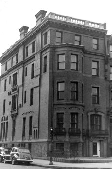 284 Commonwealth (ca. 1942), photograph by Bainbridge Bunting, courtesy of The Gleason Partnership