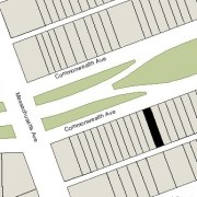 Lot 24' x 124.5' (2,988 sf)