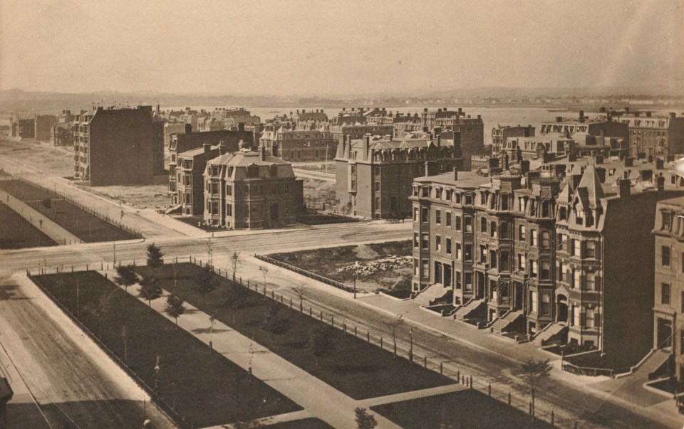 Commonwealth Avenue, looing northwest from Clarendon (ca. 1875), photograph taken from the Brattle Street (First Baptist) Church tower; courtesy of the Print Department, Boston Public Library