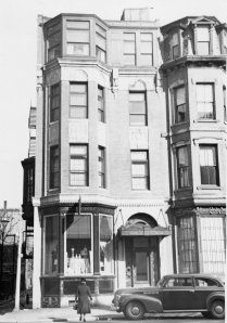 283 Dartmouth (ca. 1942), photograph by Bainbridge Bunting, courtesy of The Gleason Partnership