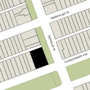 Lot 124.5' x 88' (10,956 sf)