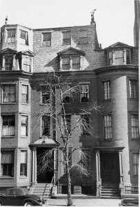 319-321 Dartmouth (ca. 1942), photograph by Bainbridge Bunting, courtesy of The Gleason Partnership