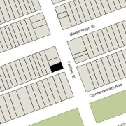 Lot 30.08' x 55.33' (1,664 sf)