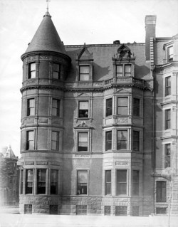 22 Fairfield, Commonwealth façade (ca. 1890), courtesy of the Bostonian Society