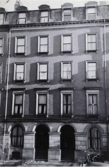 26-28 Marlborough (ca. 1942), photograph by Bainbridge Bunting, courtesy of the Boston Athenaeum