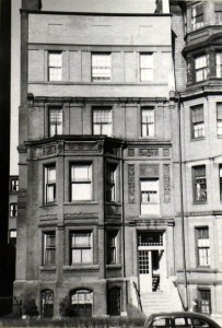 135 Marlborough (ca. 1942), photograph by Bainbridge Bunting, courtesy of the Boston Athenaeum