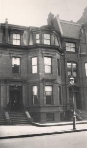 176 Marlborough (ca. 1922), courtesy of the Boston City Archives, Street Lamp History Collection