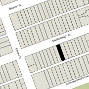 Lot 24.5' x 112' (2,744 sf)