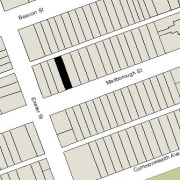 Lot 24' x 112' (2,688 sf)