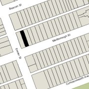 Lot 24' x 112' (2,688 sf)