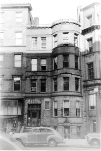 39 Newbury (ca. 1942), photograph by Bainbridge Bunting, courtesy of The Gleason Partnership