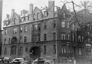 29 Fairfield (ca. 1942), photograph by Bainbridge Bunting, courtesy of The Gleason Partnership
