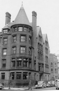 20 Gloucester (ca. 1942), photograph by Bainbridge Bunting, courtesy of The Gleason Partnership