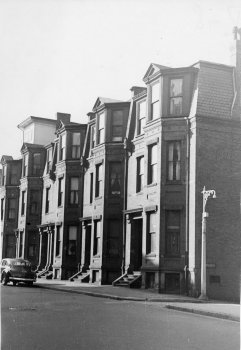 45-53 Hereford, looking south towards Newbury (ca. 1942), photograph by Bainbridge Bunting, courtesy of The Gleason Partnership