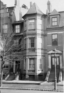 292 Marlborough (ca. 1942), photograph by Bainbridge Bunting, courtesy of The Gleason Partnership