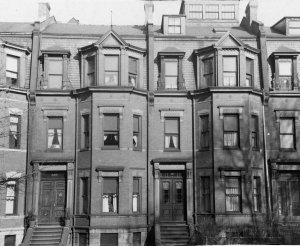 387-389 Marlborough (ca. 1942), photograph by Bainbridge Bunting, courtesy of The Gleason Partnership