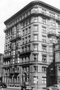 416 Marlborough, Massachusetts Avenue façade (ca. 1942), photograph by Bainbridge Bunting, courtesy of The Gleason Partnership