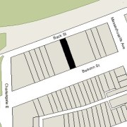 Lot 28' x 150′ (4,200 sf)