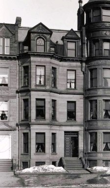 387 Commonwealth (ca. 1896). detail from photograph of 383-387 Commonwealth; © The Mary Baker Eddy Collection; used with permission.