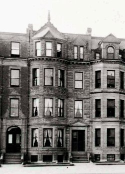 389 Commonwealth (ca. 1898). detail from photograph of 381-389 Commonwealth; © The Mary Baker Eddy Collection; used with permission.